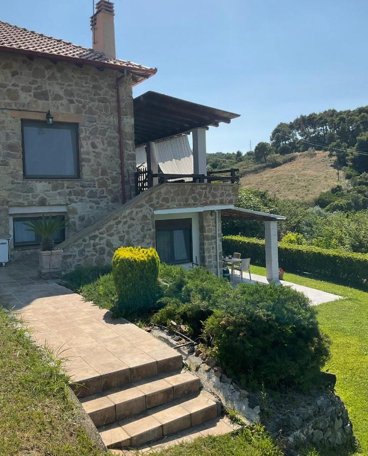 Villa Stonehouse & Casa Al Sole E Al Mare Nea Roda Esterno foto