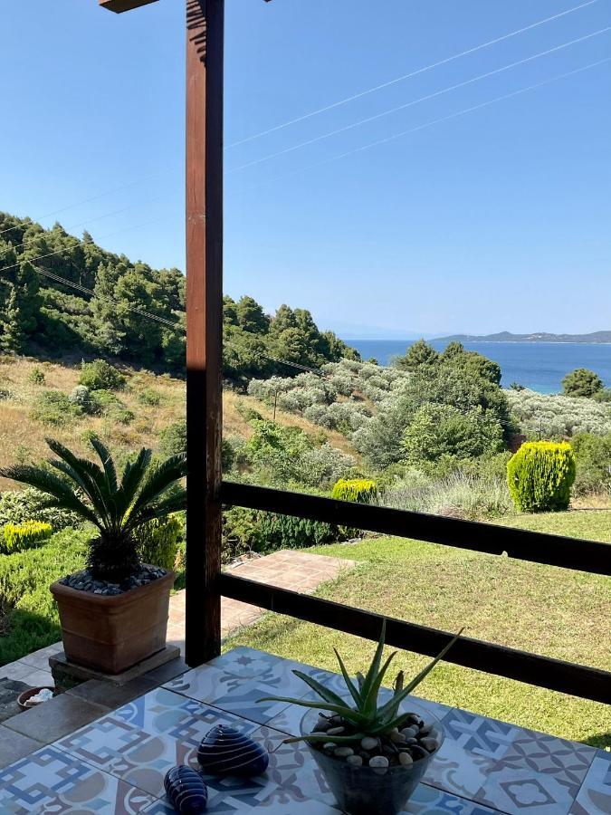 Villa Stonehouse & Casa Al Sole E Al Mare Nea Roda Esterno foto