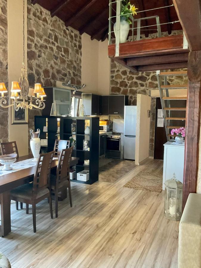 Villa Stonehouse & Casa Al Sole E Al Mare Nea Roda Esterno foto